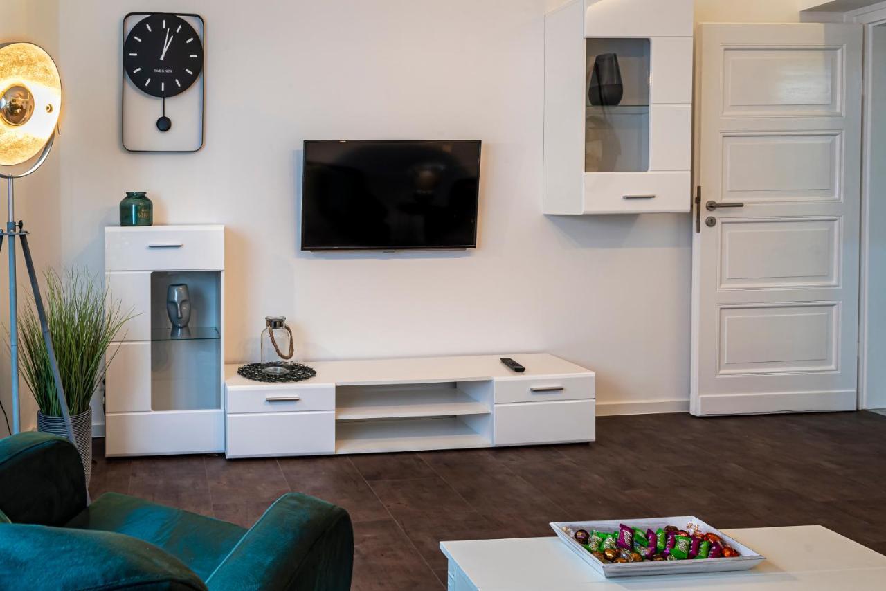 Komfortable Ferienwohnung In Halle Галль Экстерьер фото